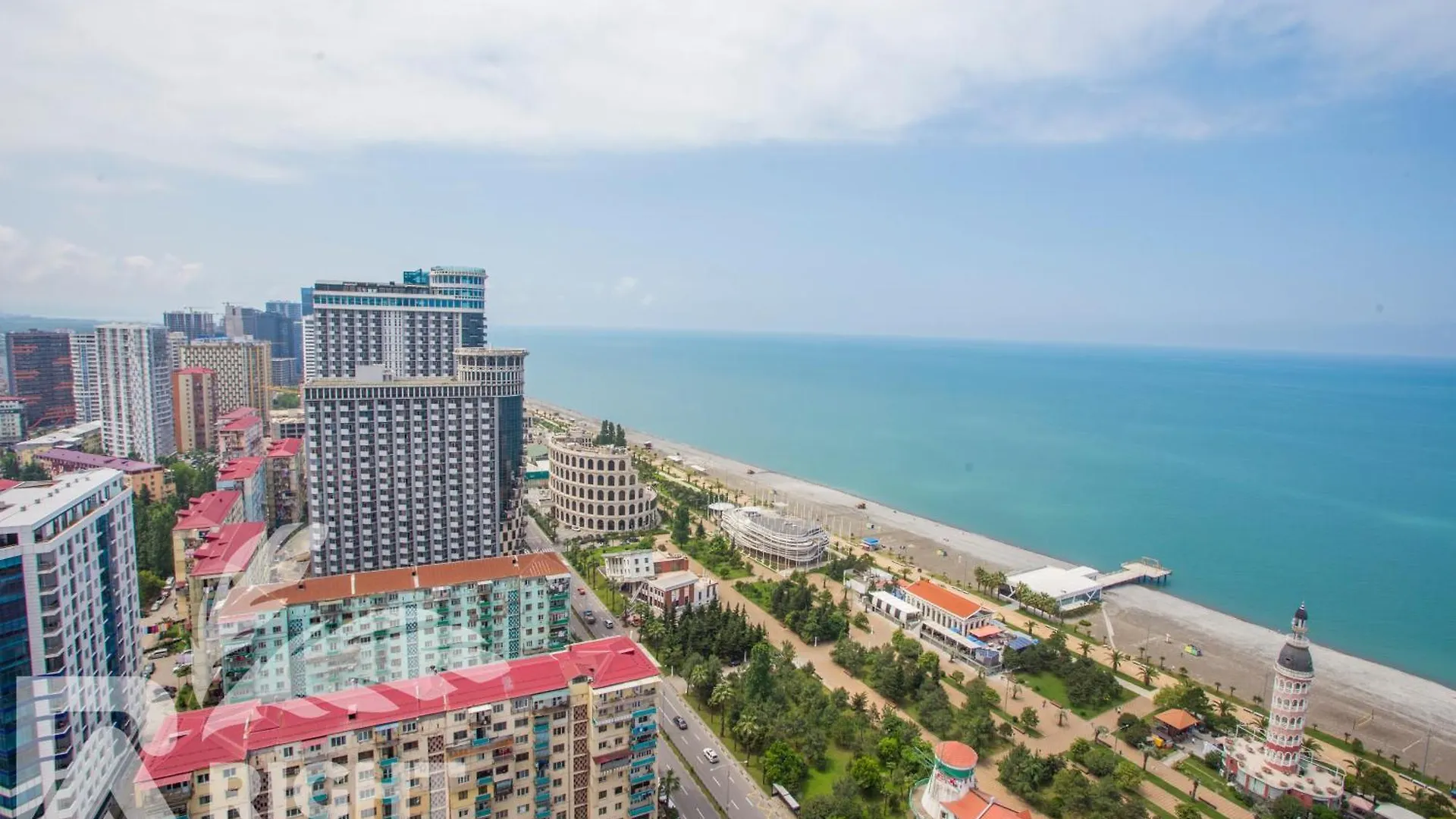 Orbi City Hotel Sea View باتومي شقة
